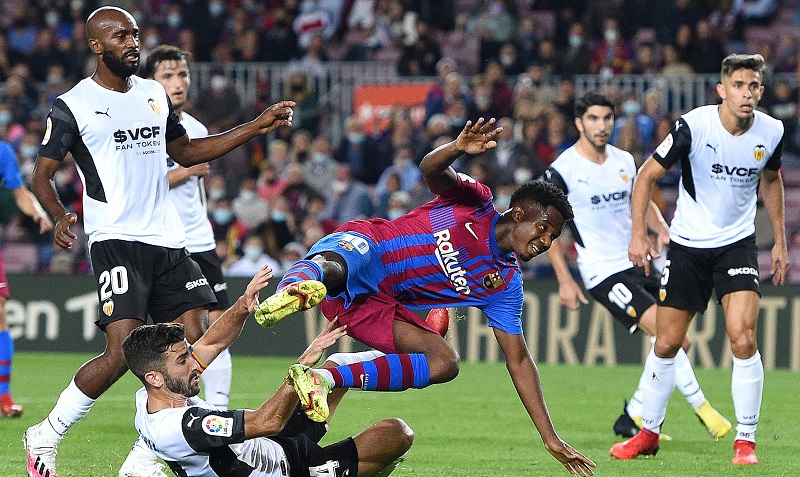 Soi kèo châu Á, kèo chấp Barcelona vs Valencia